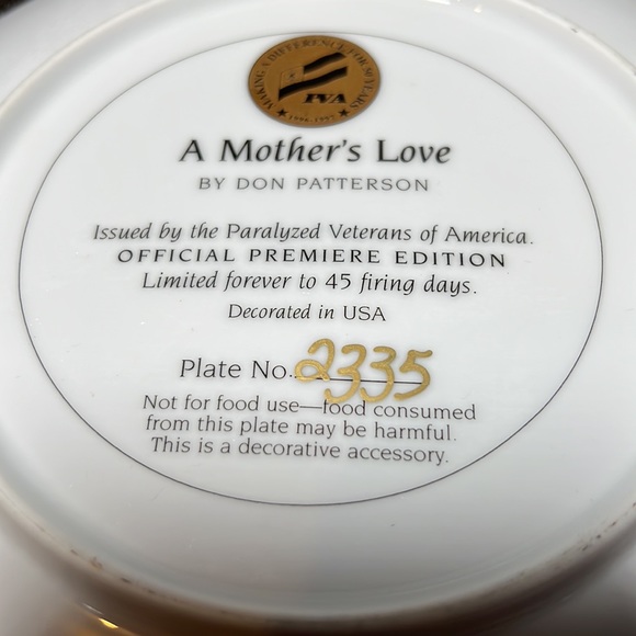Premiere Edition A Mothers Love Numbered Gold Trim by Paralyzed Vets if USA - Picture 6 of 6